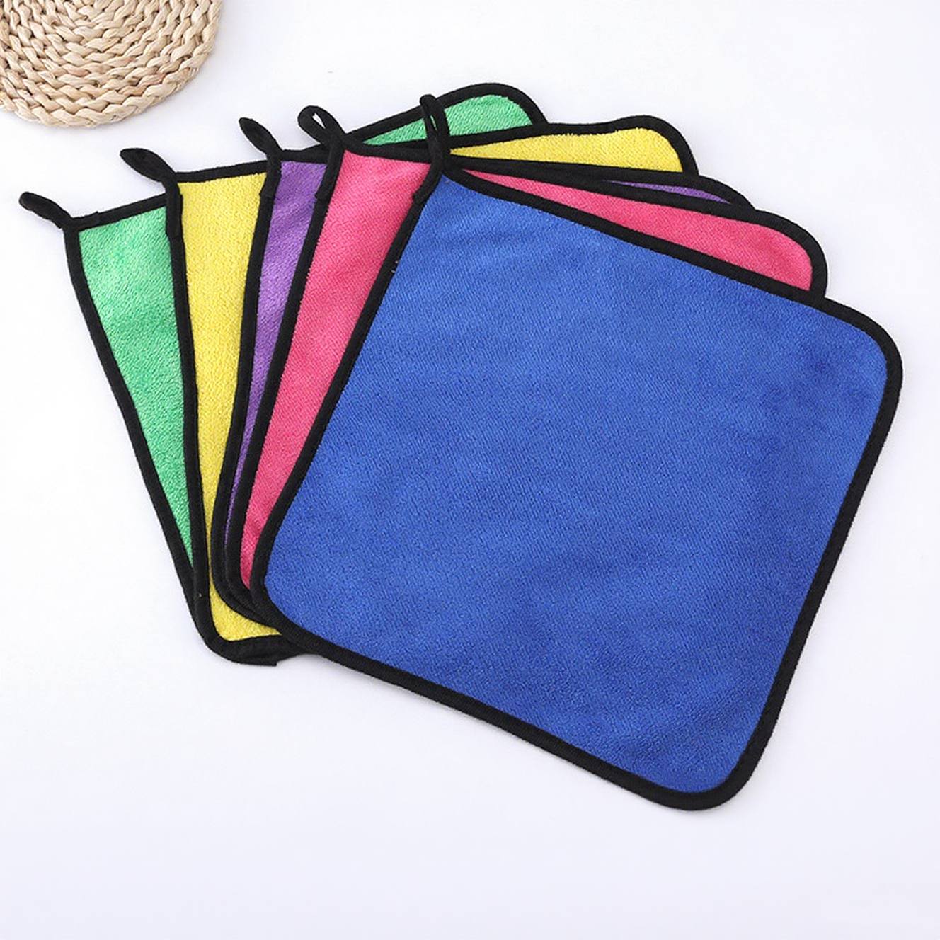 منشفة تنظيف الصوف المرجاني للسيارة