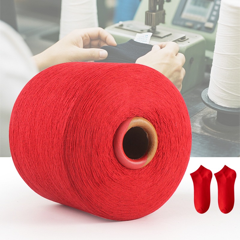 غزل القطن المخلوط المعاد تدويره باللون الأحمر